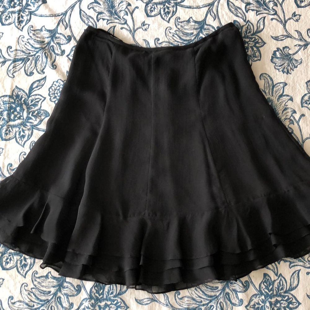 DKNYsilk black skirt size 2